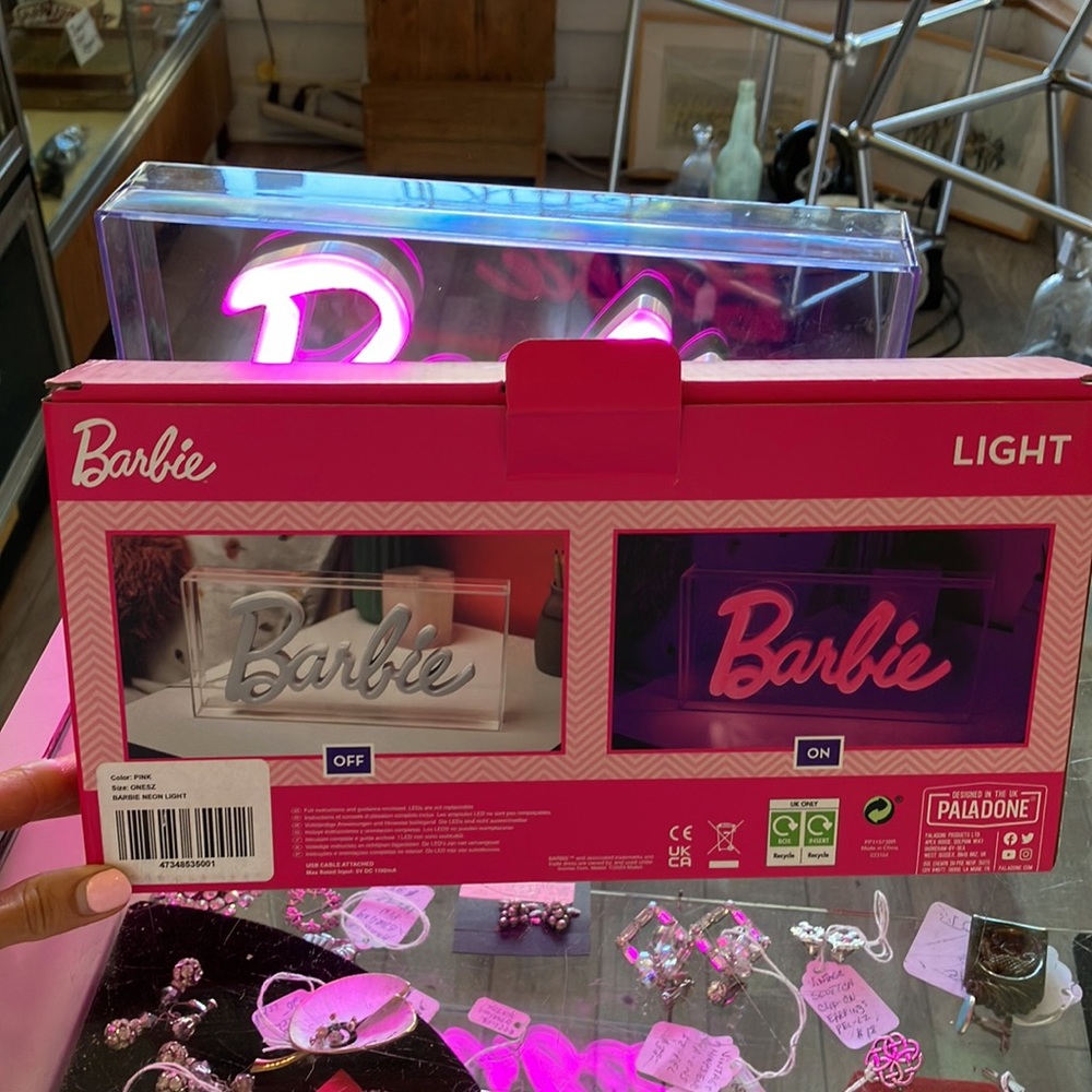BARBIE LED LIGHT!! π€©β¨πβ¨πβ¨πβ¨ - Picture 12 of 13